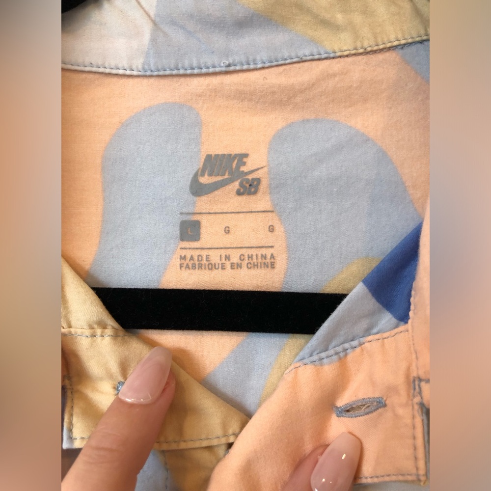 Men’s Nike SB Blue and Yellow Printed Skate Polo Size L - Picture 5 of 9